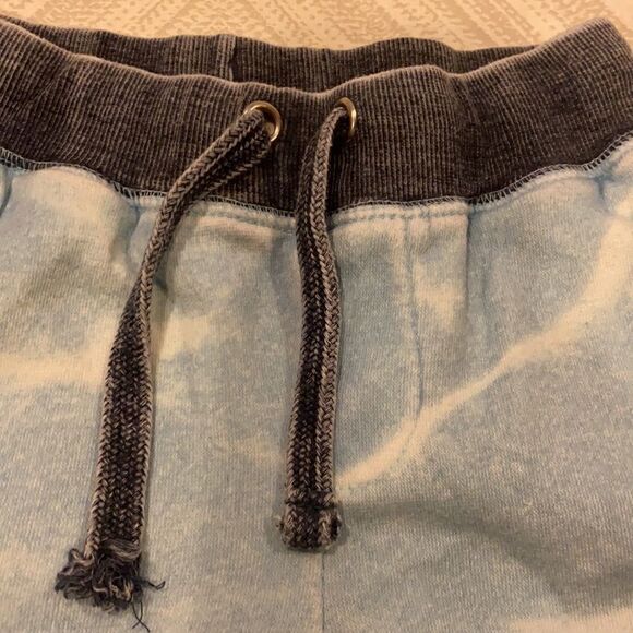 Vintage Havana Lt Blue Tie-Dye Boys Sweat Shorts - Picture 3 of 7